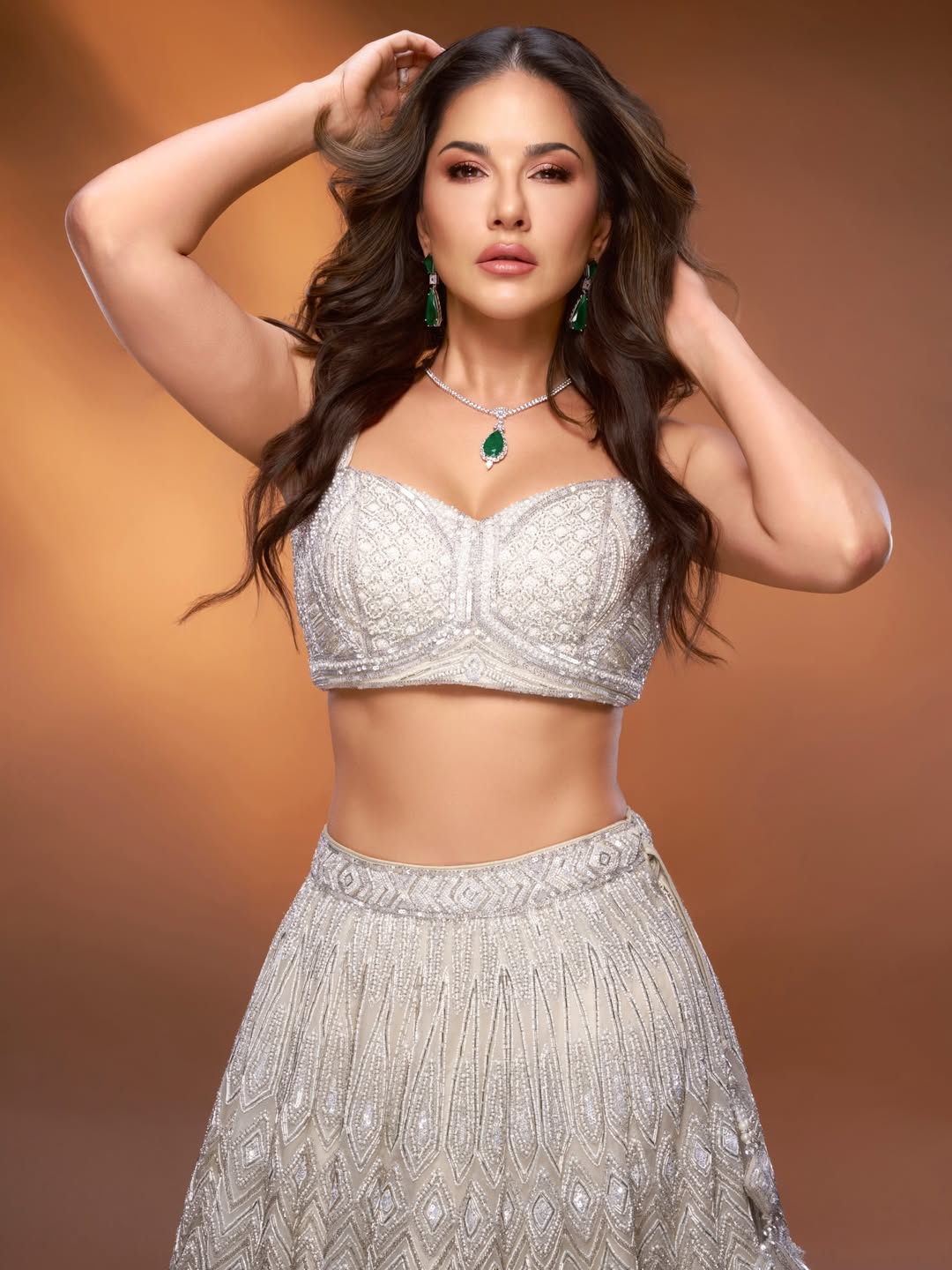 A Regal Fashion Moment That Commands Attention