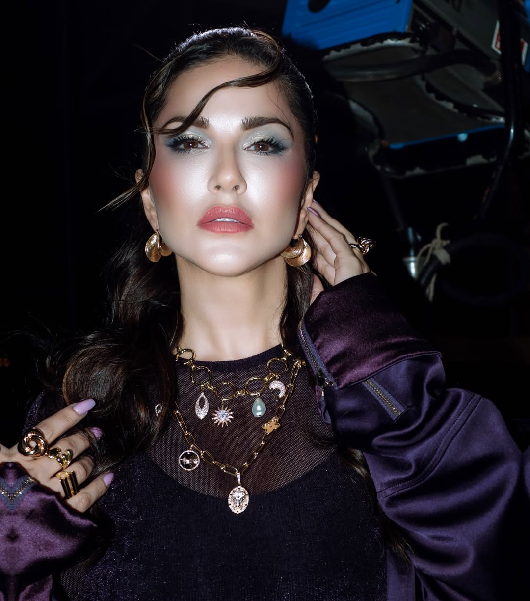 Sunny Leone dazzling look with sparkling accessories style