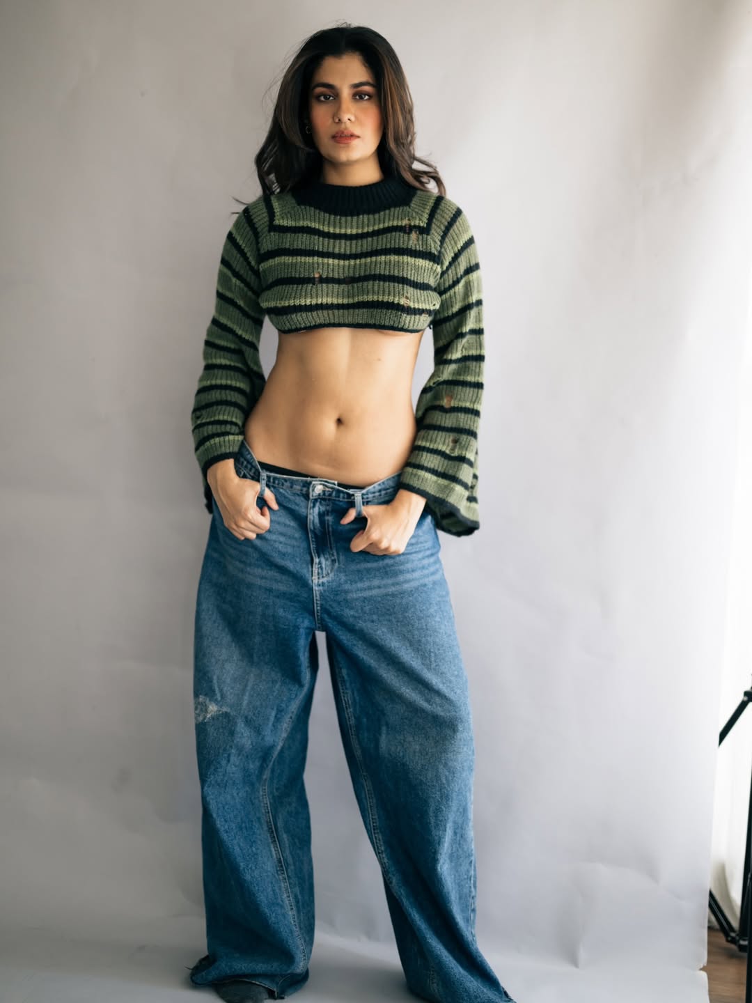 Shreya Dhan crop top photos