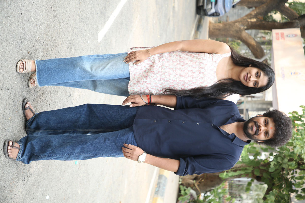 Vedha Jalandharr Sai Tej posing together