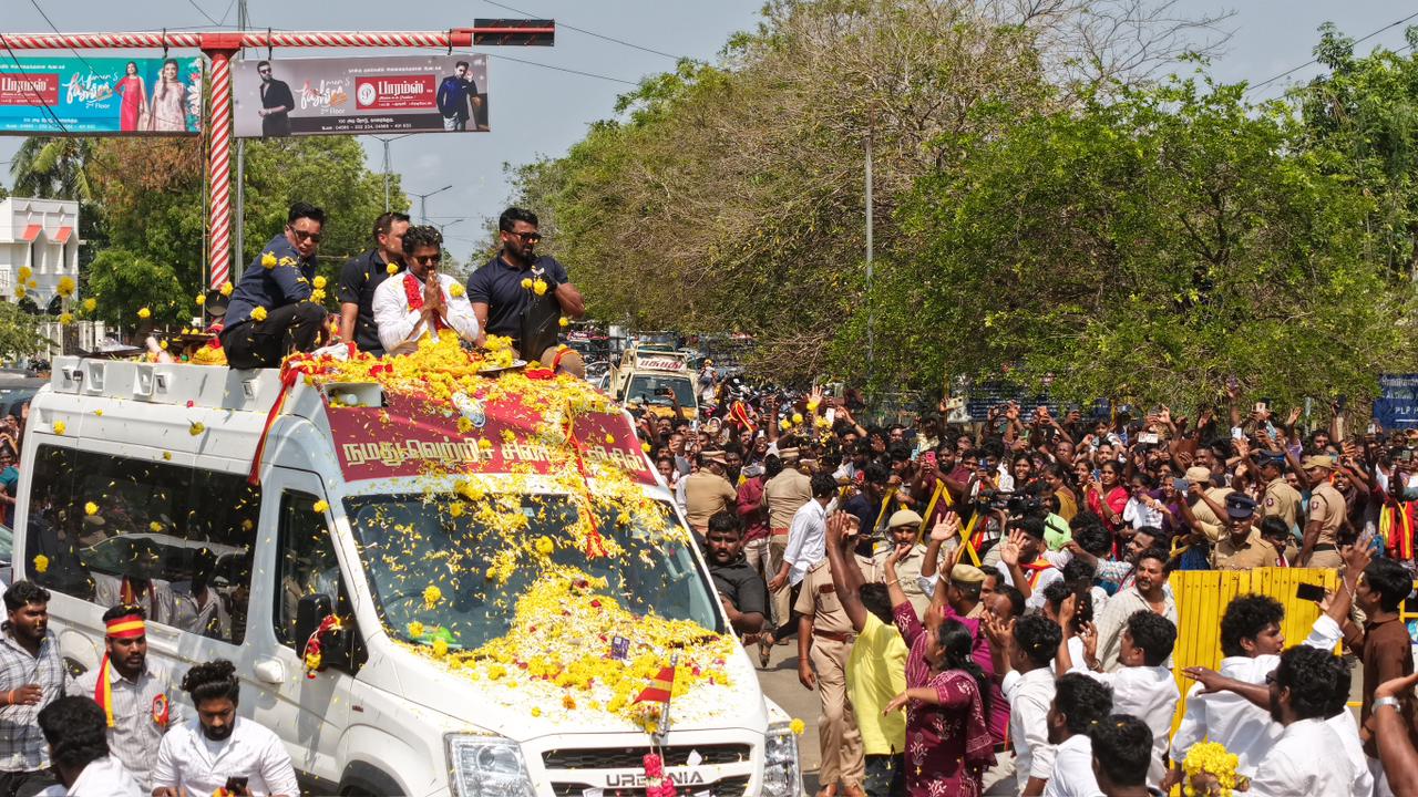 Vijay Roadshow photos