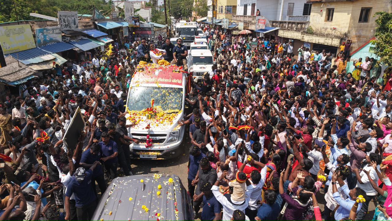 Vijay Roadshow photos