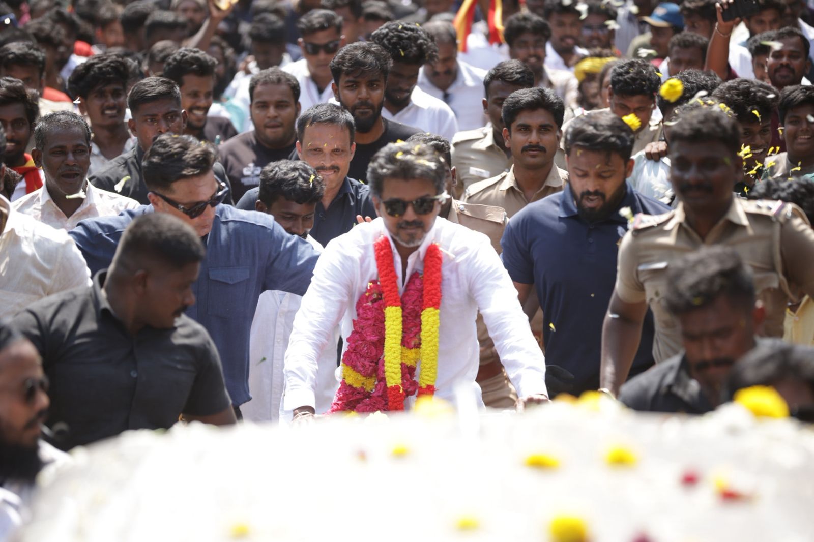 Vijay Roadshow photos