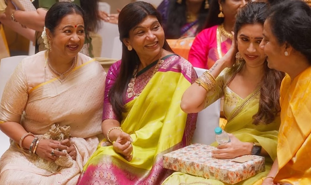 Aarthi Ravi Attends Diya Vijayakumar’s Baby Shower, Photos Go Viral