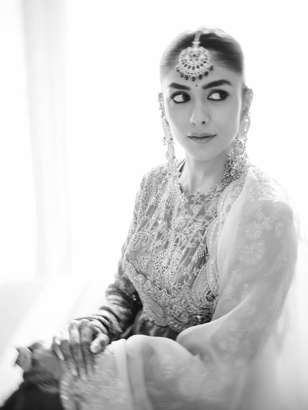 Actress Mrunal Thakur Shares Her Recent Beautiful Photo Looks Like Princes