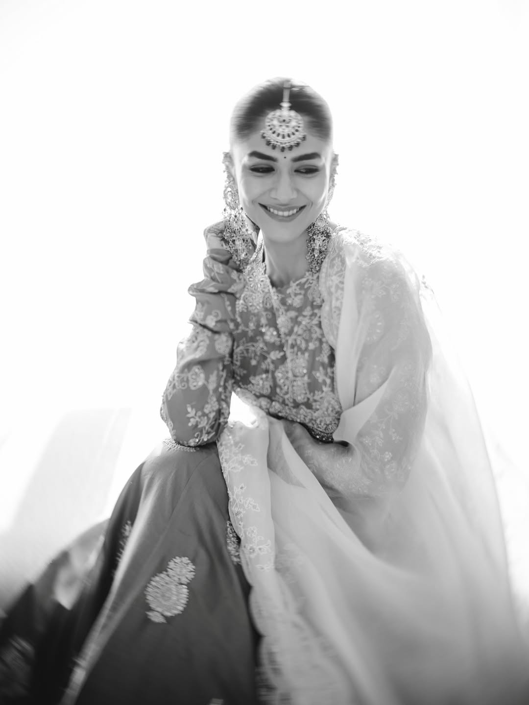 Actress Mrunal Thakur Shares Her Recent Beautiful Photo Looks Like Princes