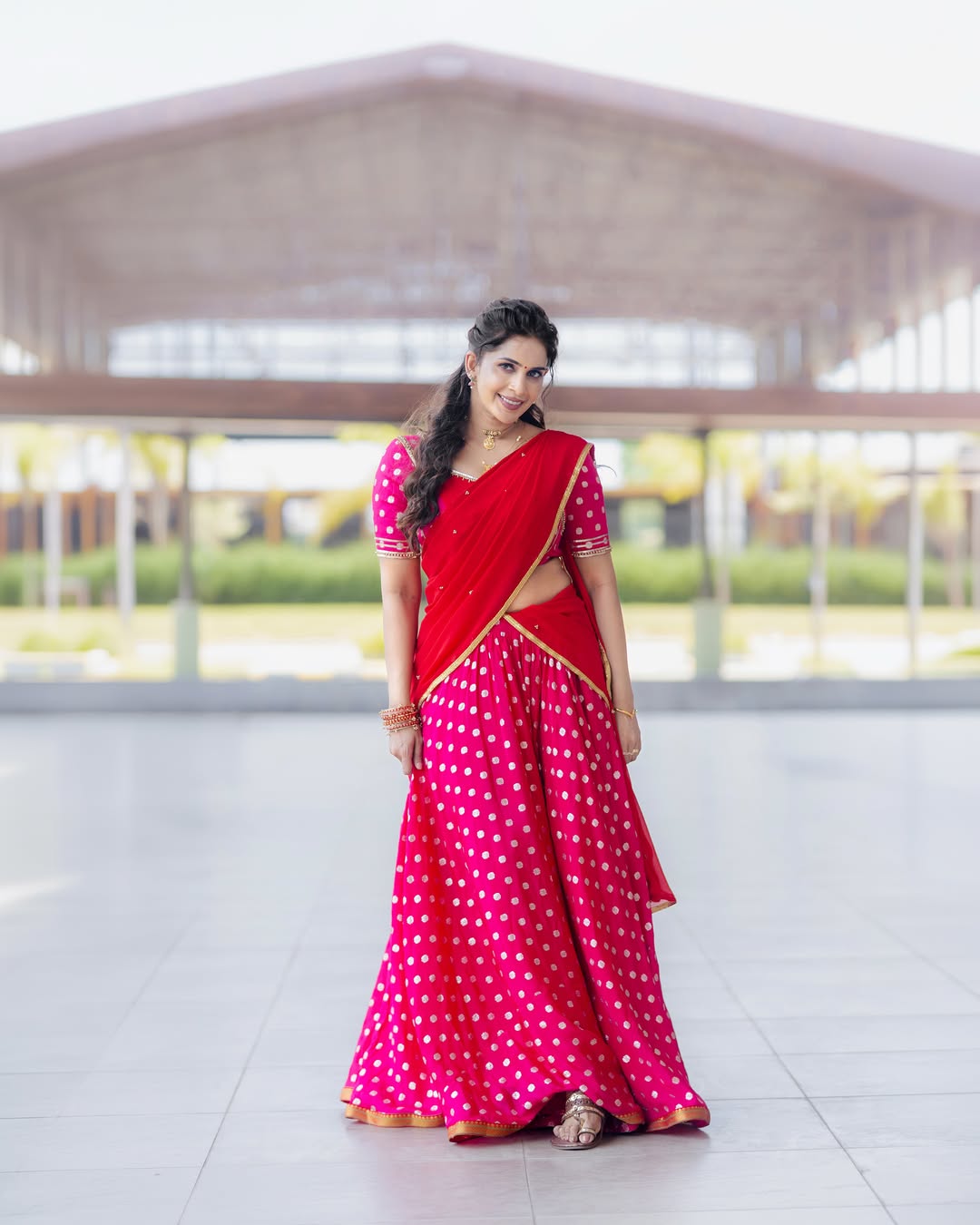 Actress Samyuktha Shanmughanathan Shares Her Red Colour Dhavani Beautiful Photos