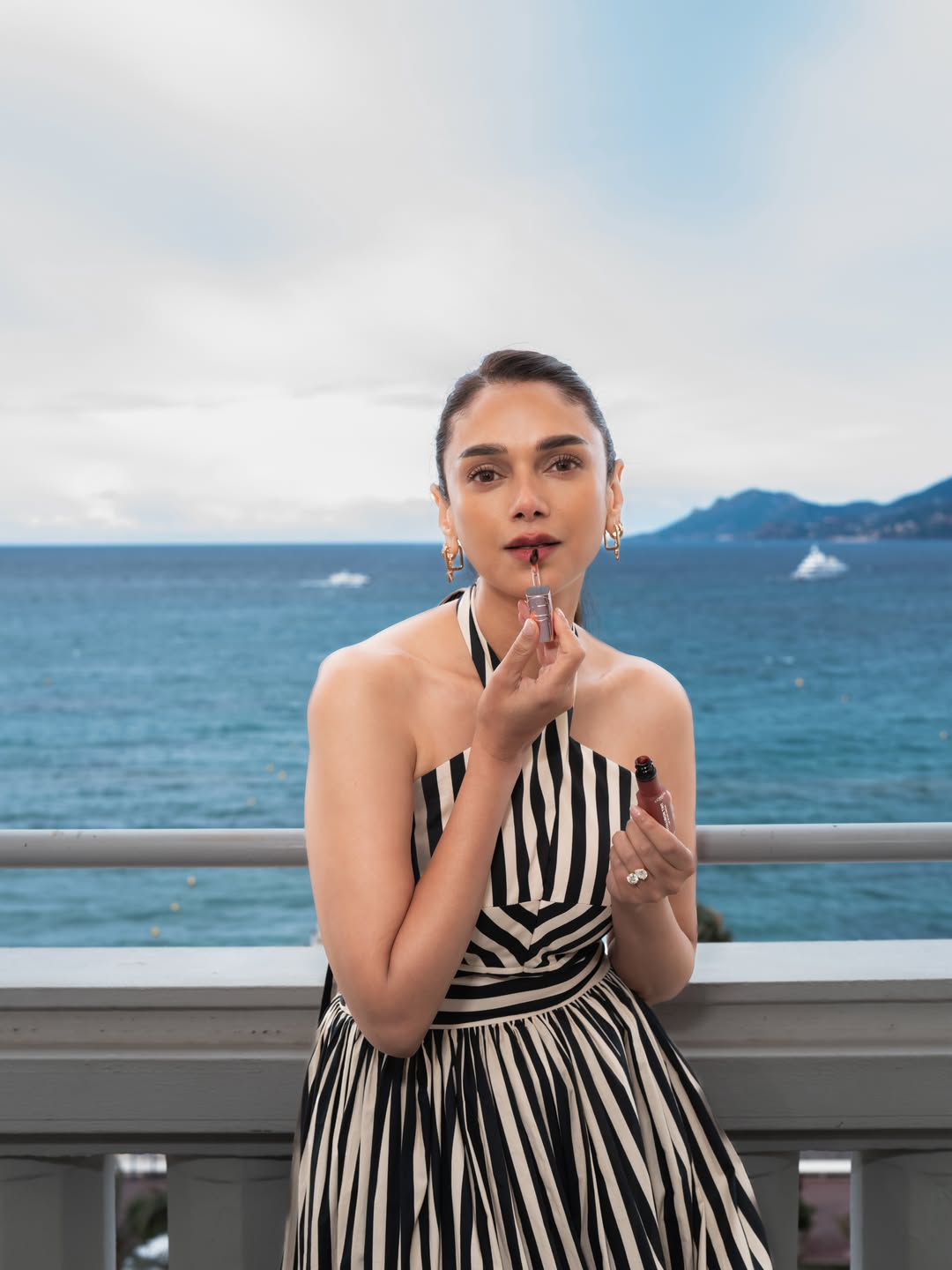 Seaside Fashion That Feels Cinematic