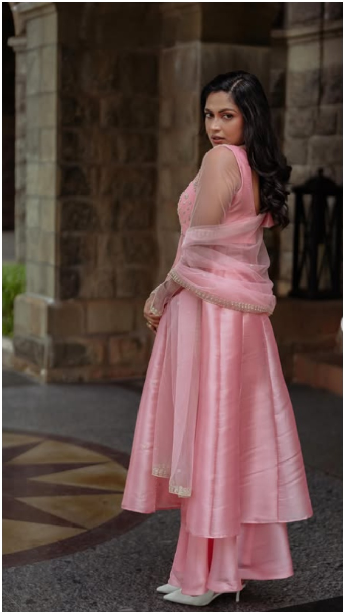 Amala Paul i