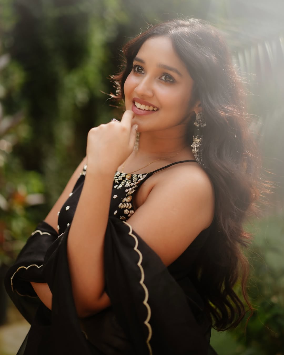 Anikha Surendran Convocation Photos