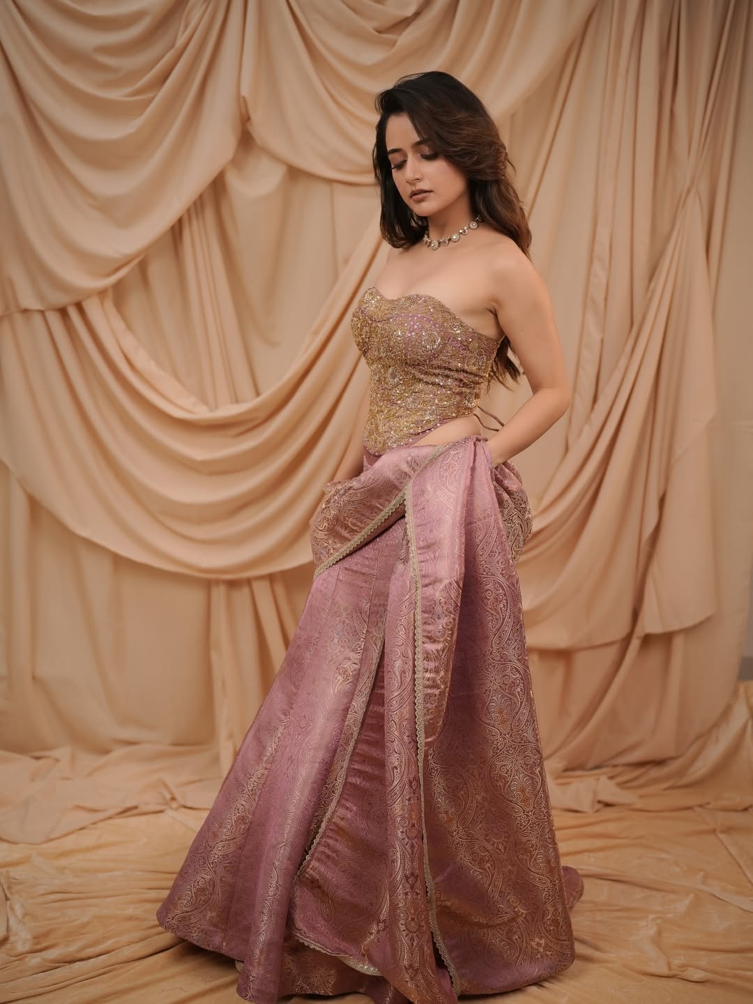 Ashika Continues To Shine As A Fashion Inspiration