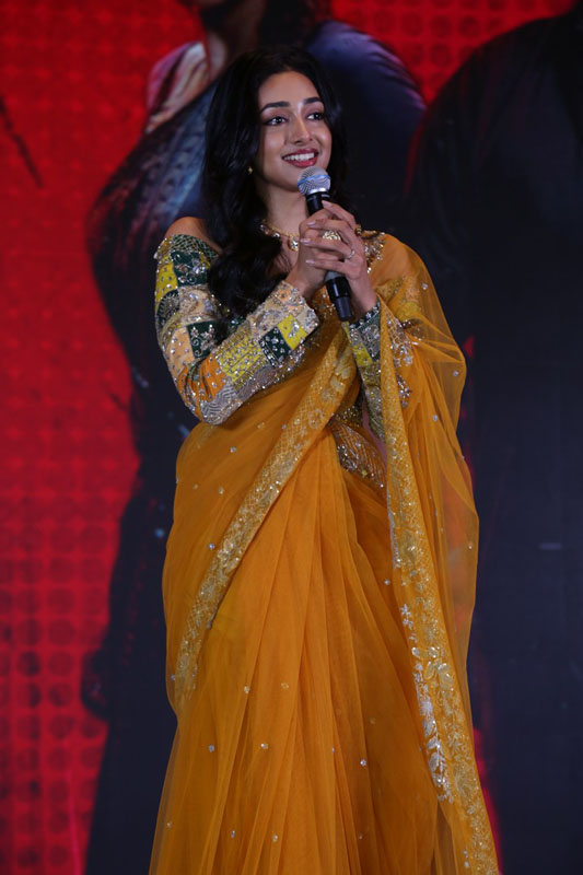 Preity Mukhundhan delivering speech at pre-release event.