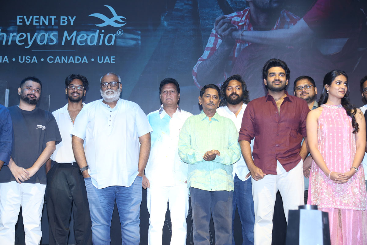 Chennai Love Story cast and crew group photo