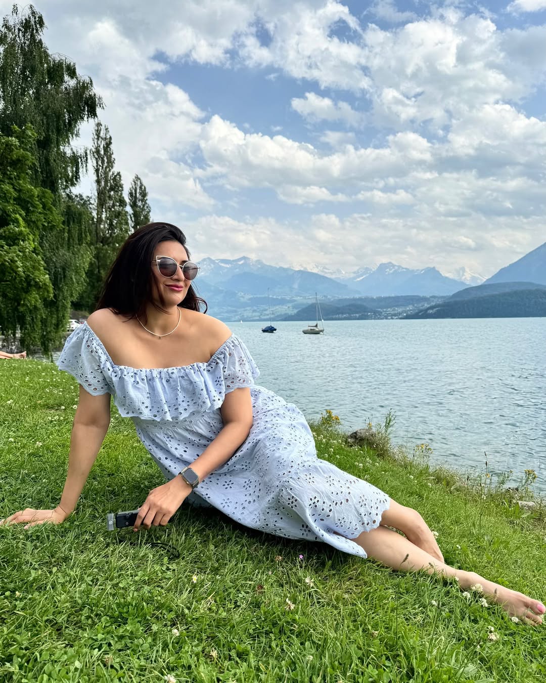 Dreamy Vacation Style by the Lake