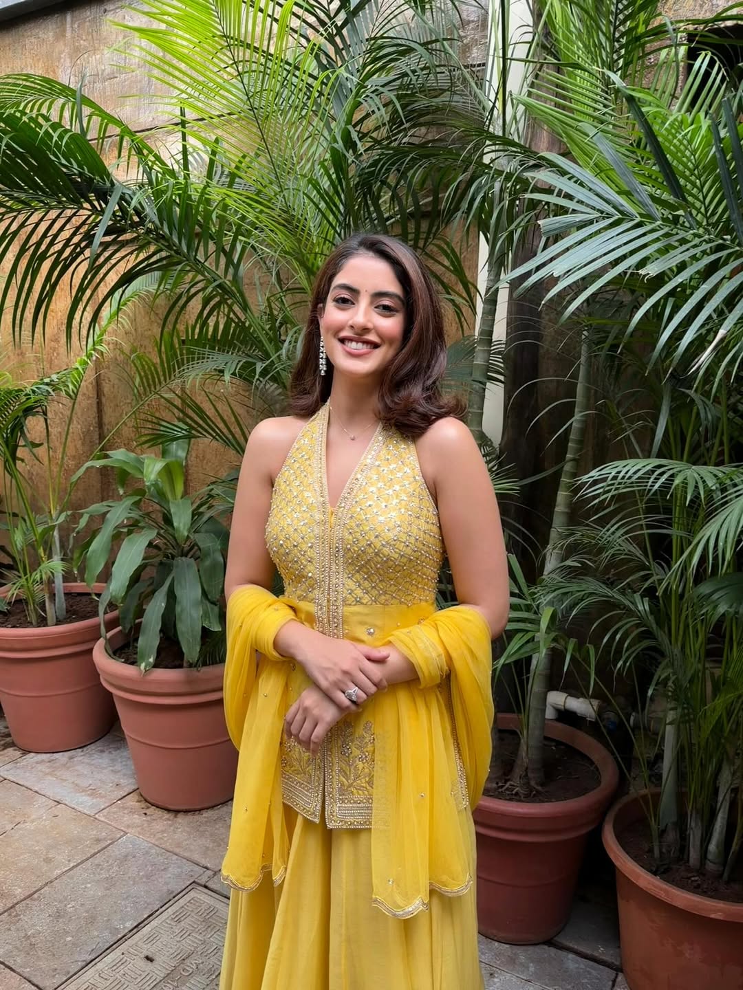 Sunshine Glamour in Yellow