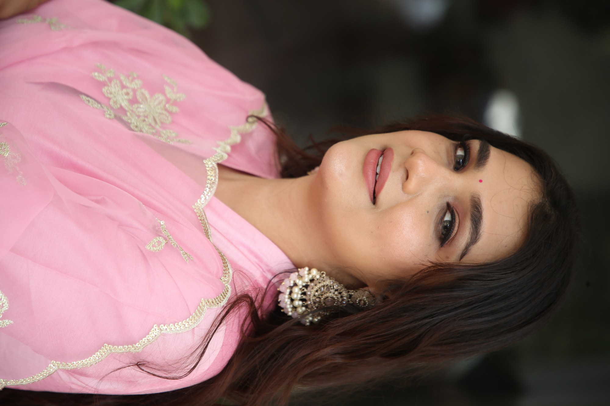 Hasini Sudhir pink glamorous look with sparkling details