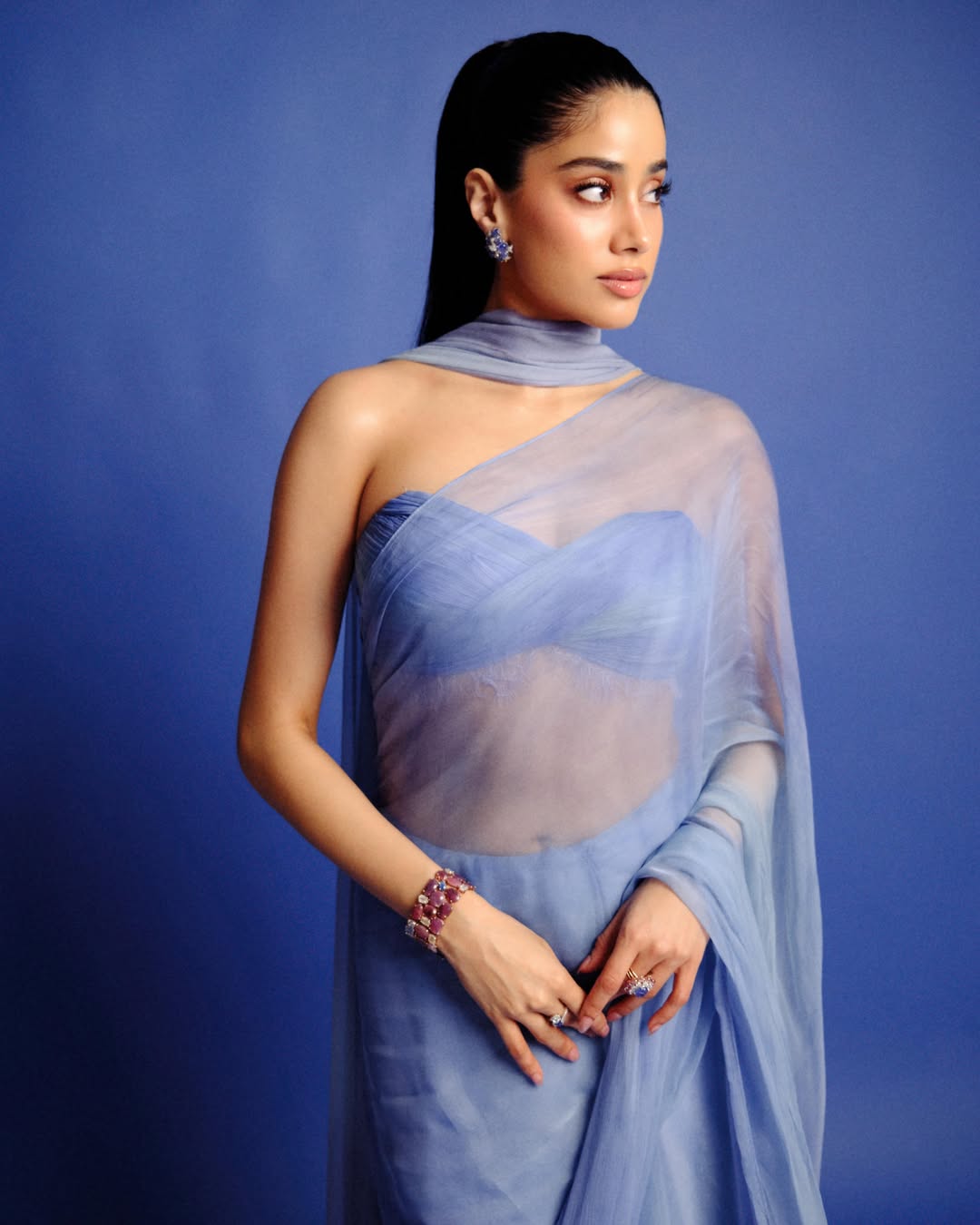 Janhvi Kapoor elegant contemporary saree style