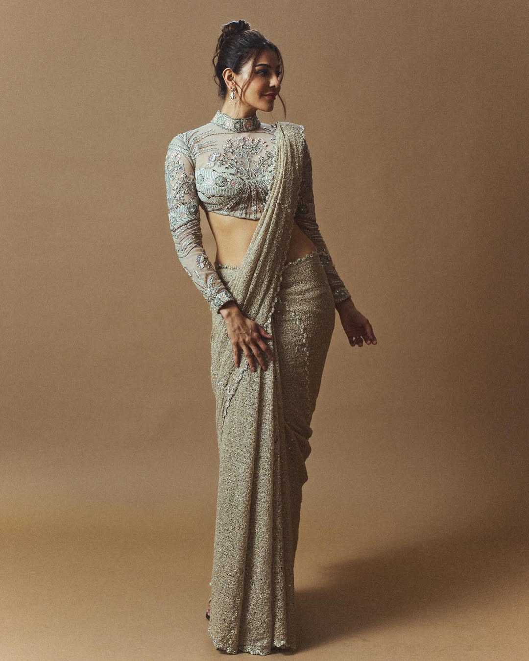 Kajal Aggarwal dupatta drape elegant pose