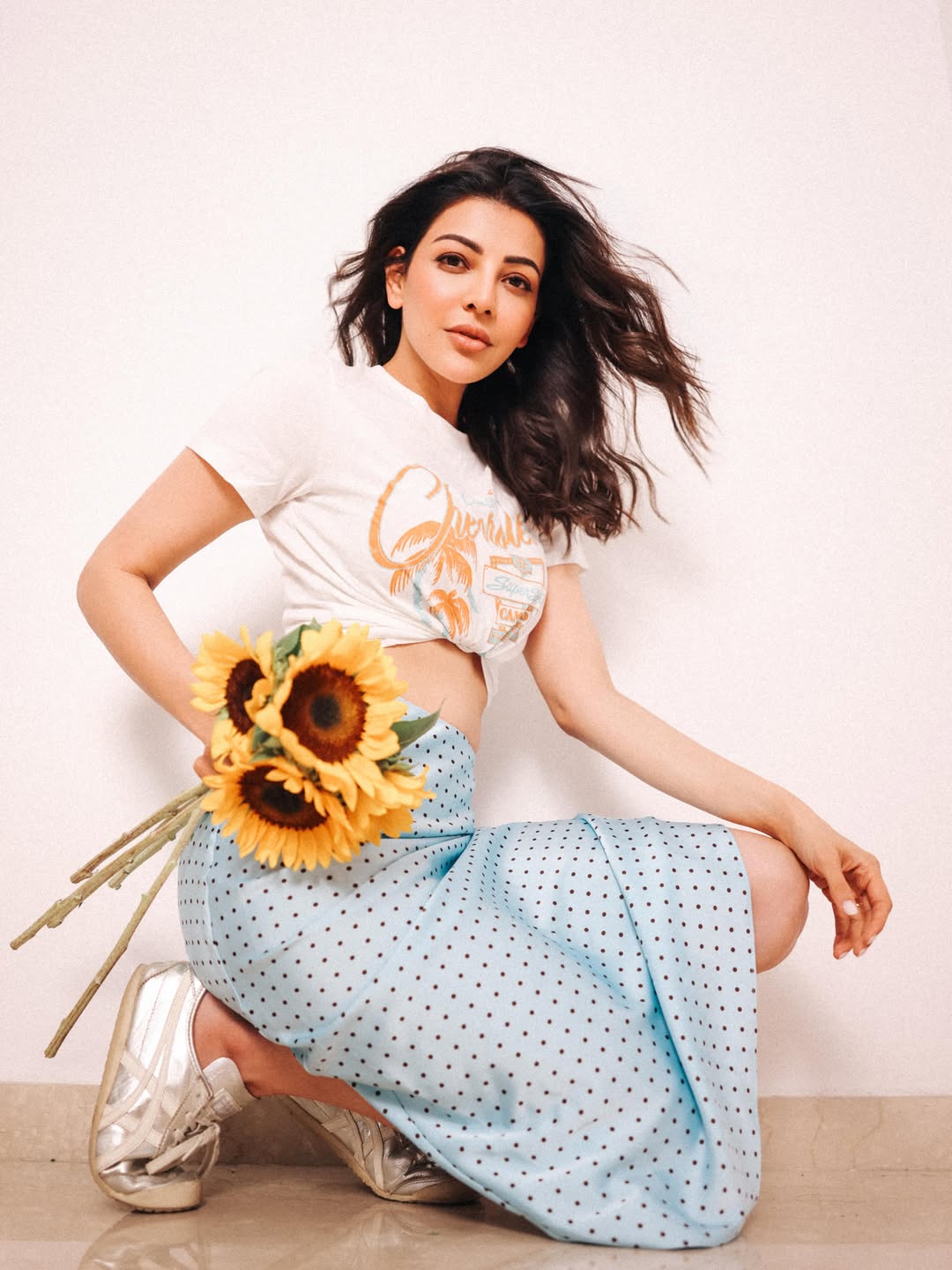 Kajal Aggarwal fashionable summer-style photoshoot images.