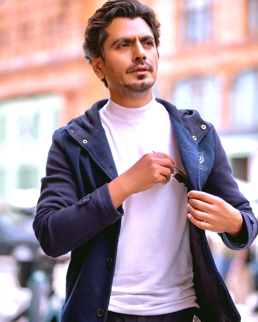 Urban Cool With Navy Minimalism