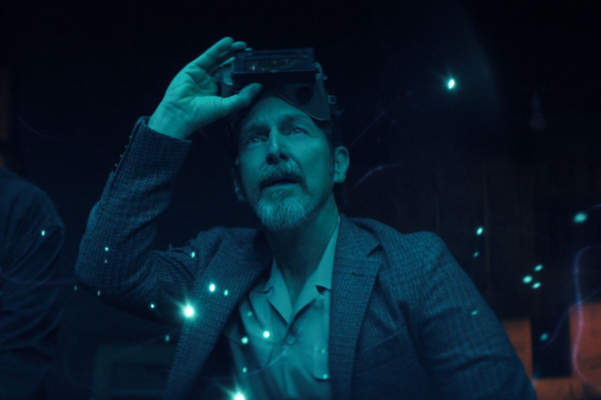 Denis O'Hare Adds Humor and Heart as Wally