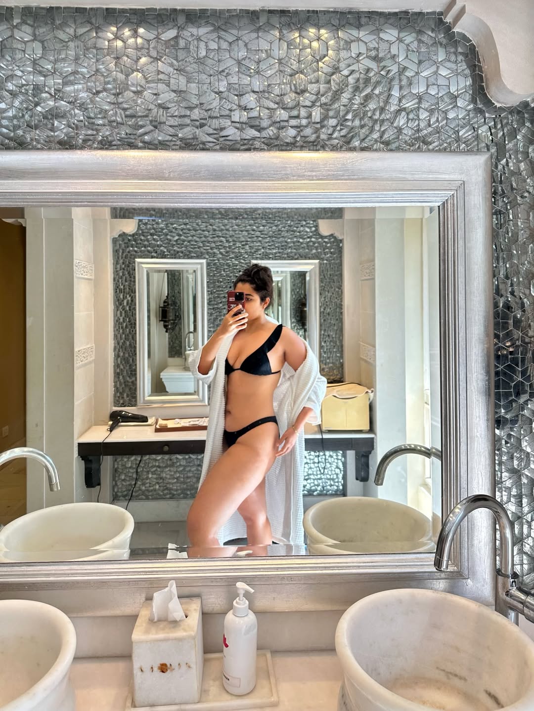 Nikita Sharma latest saree stills