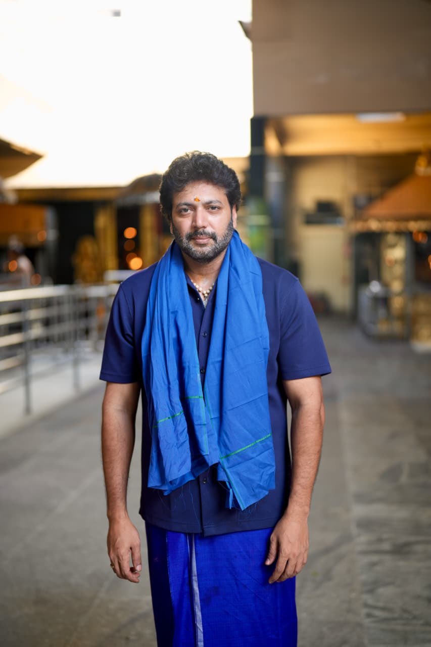 Ravi Mohan Visits Sabarimala After Emotional Breakup Phase, Photos Go Viral