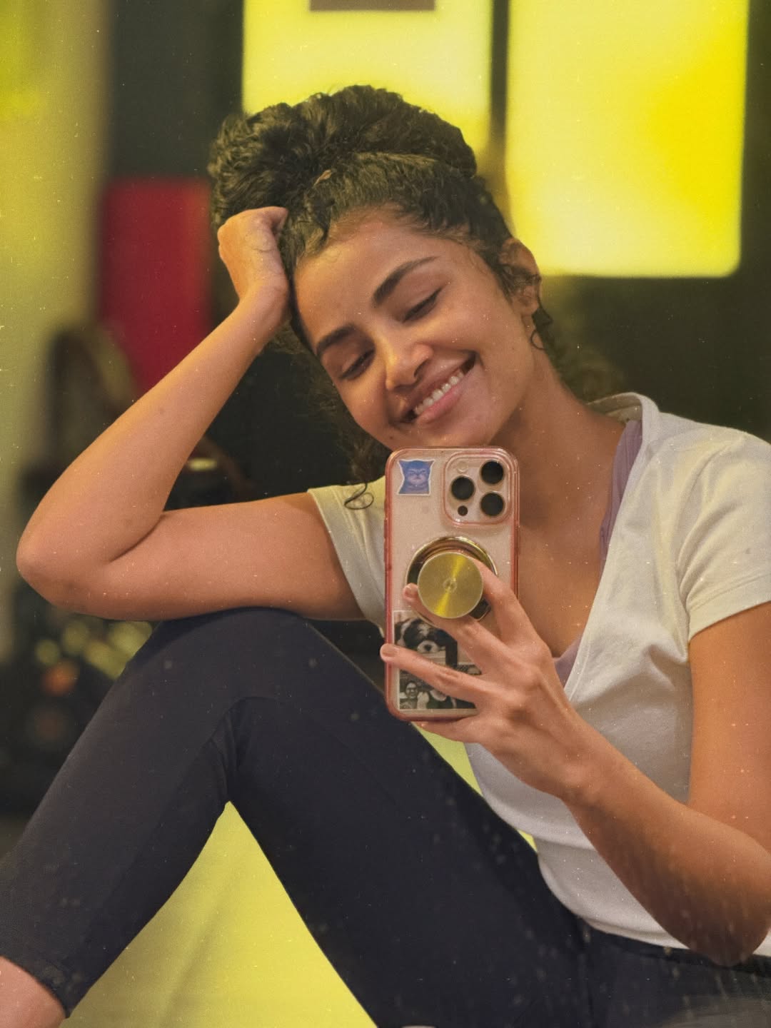 Reflections of Elegance: Anupama Parameswaran’s Stunning Mirror Selfies