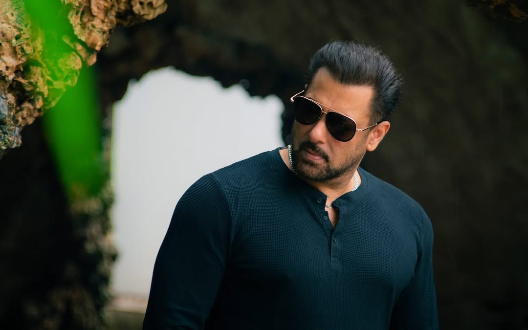 Aviators, Rugged Glamour And Salman’s Star Aura
