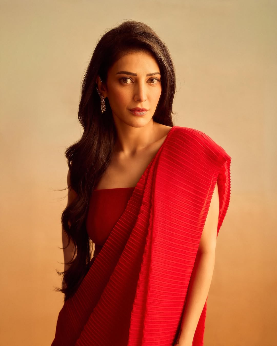 Pleated Saree Draping Creates Modern Royalty