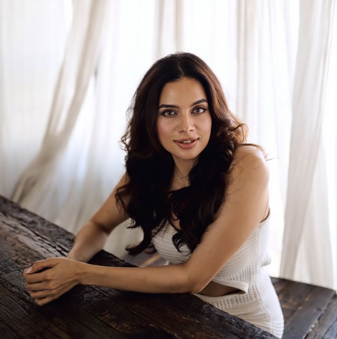 Tanya Hope latest photos
