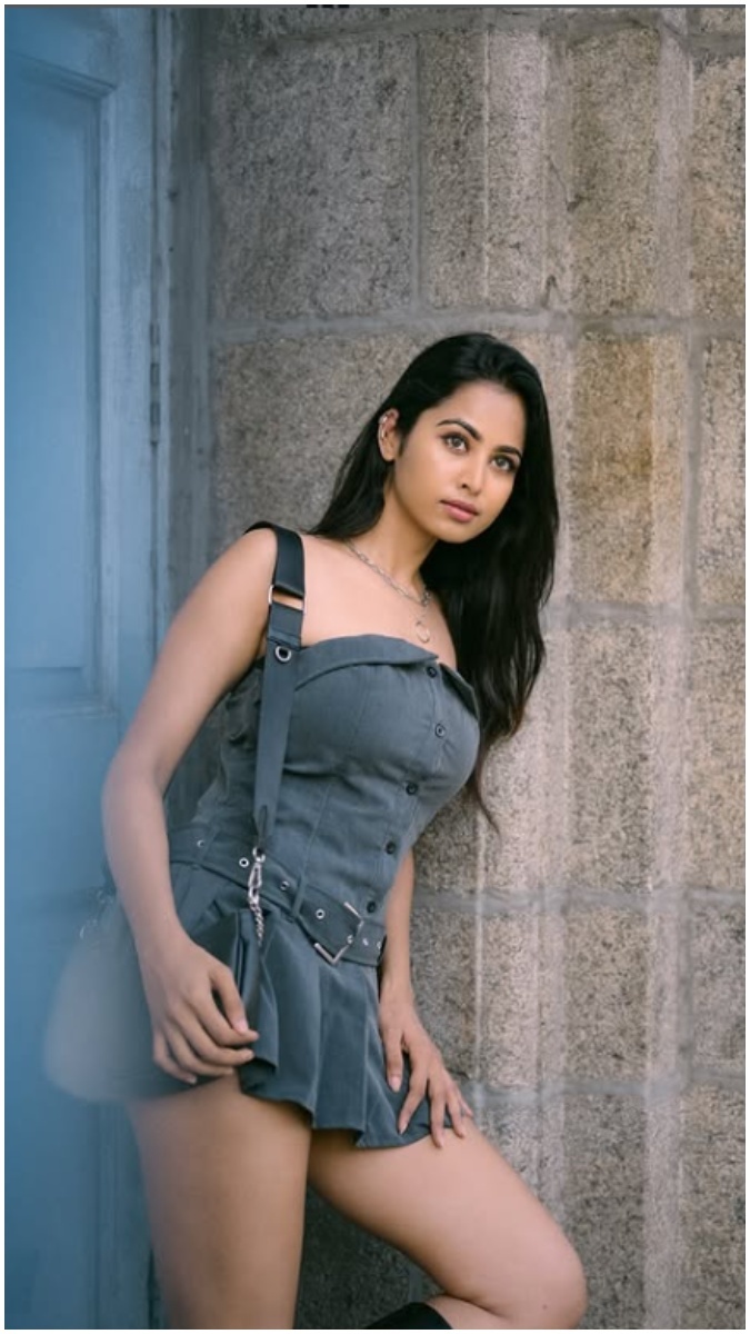 Actress Karu sri