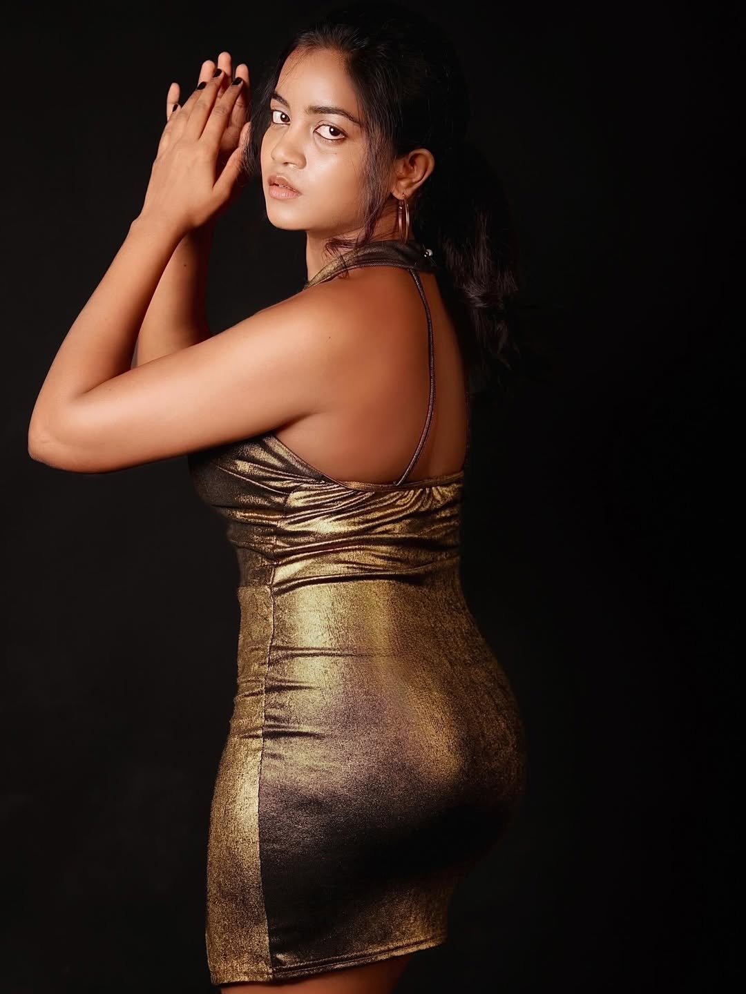 Warrant Actress Yuvikha Stills