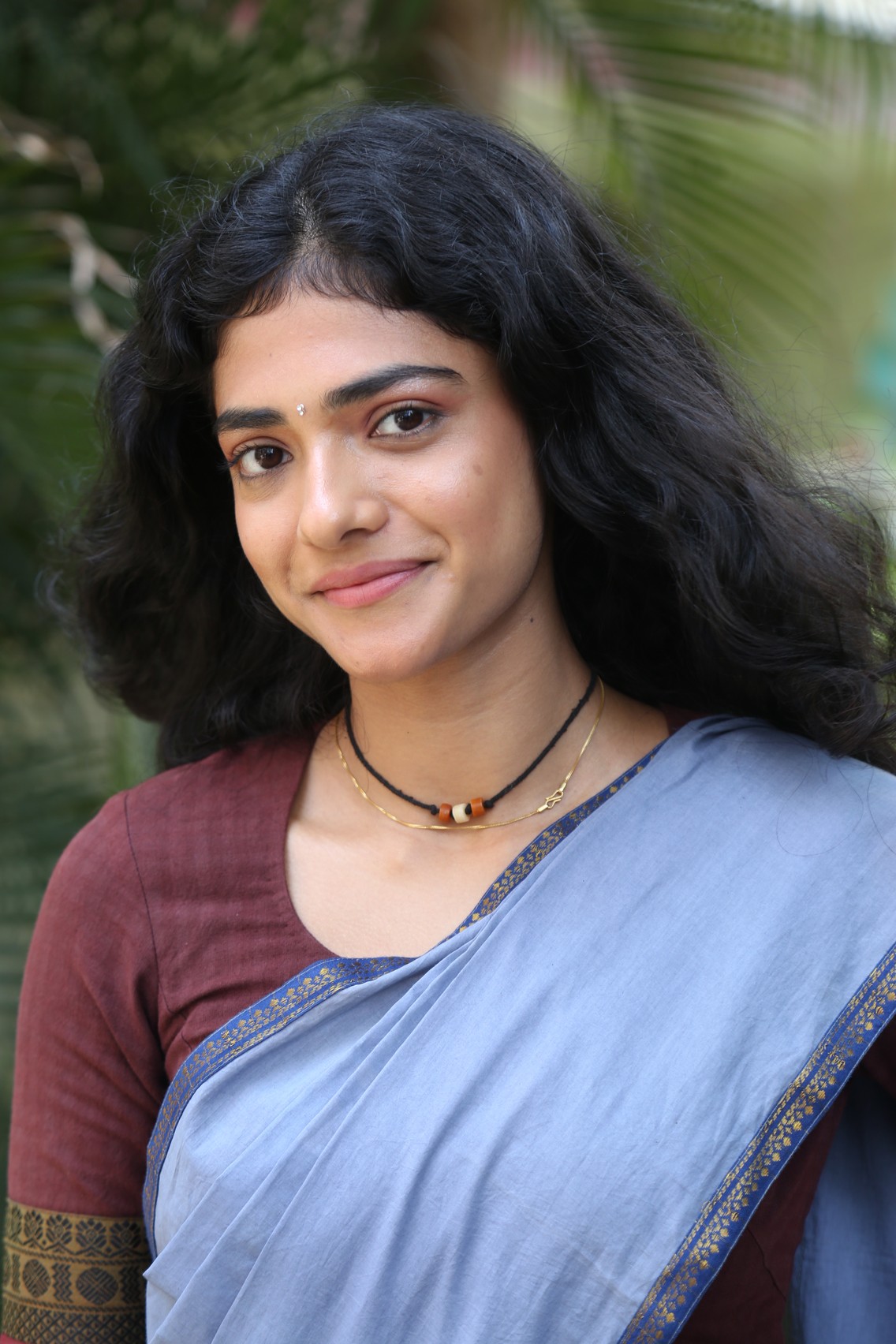 Ahilya Bamroo stylish saree appearance