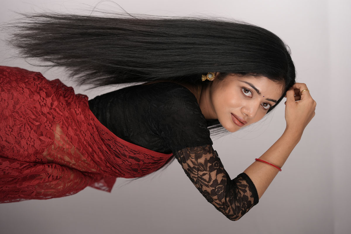 Bhairavi Ardhya Deka in stylish lace outfit