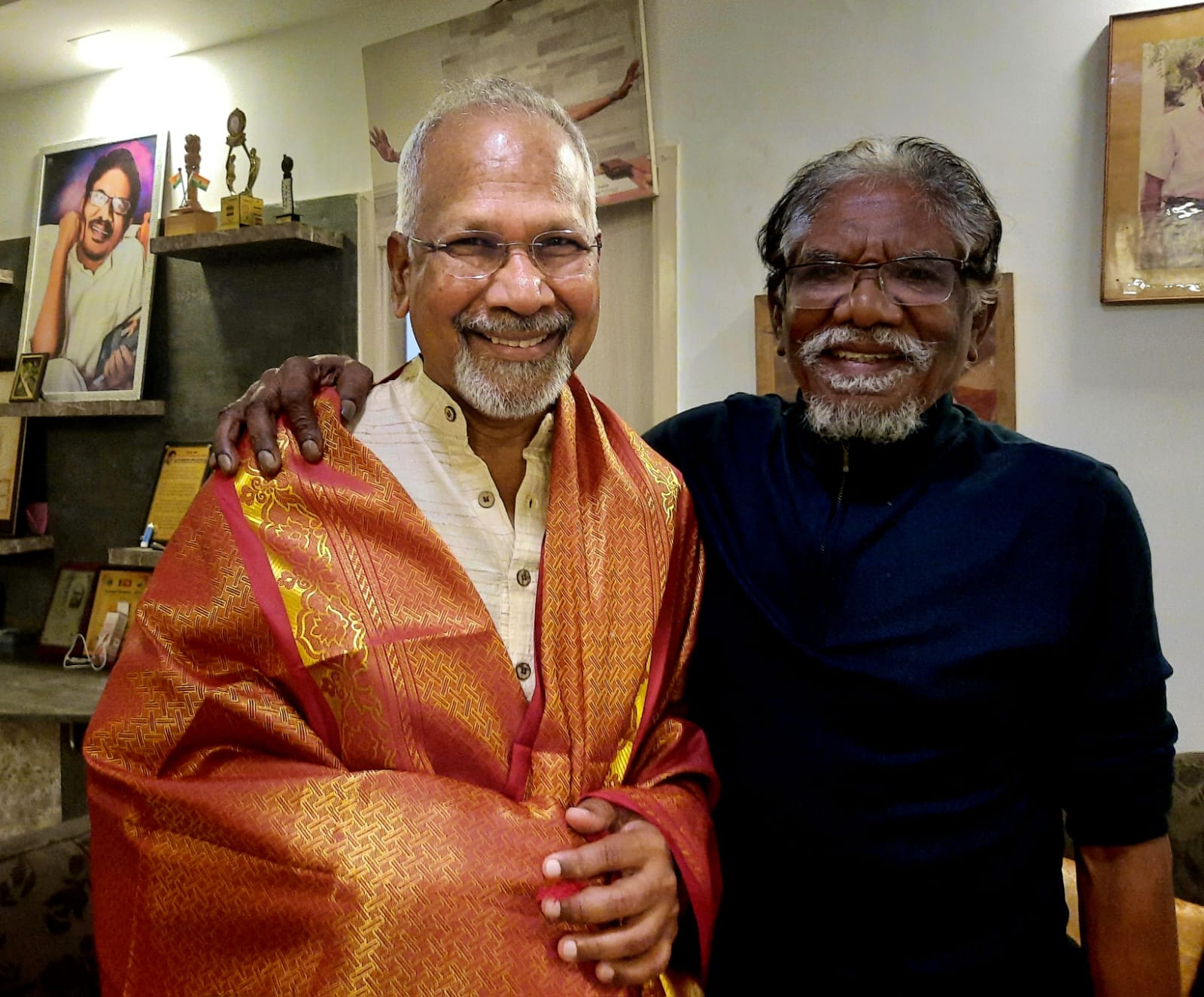 Bharathiraja with Mani photograph