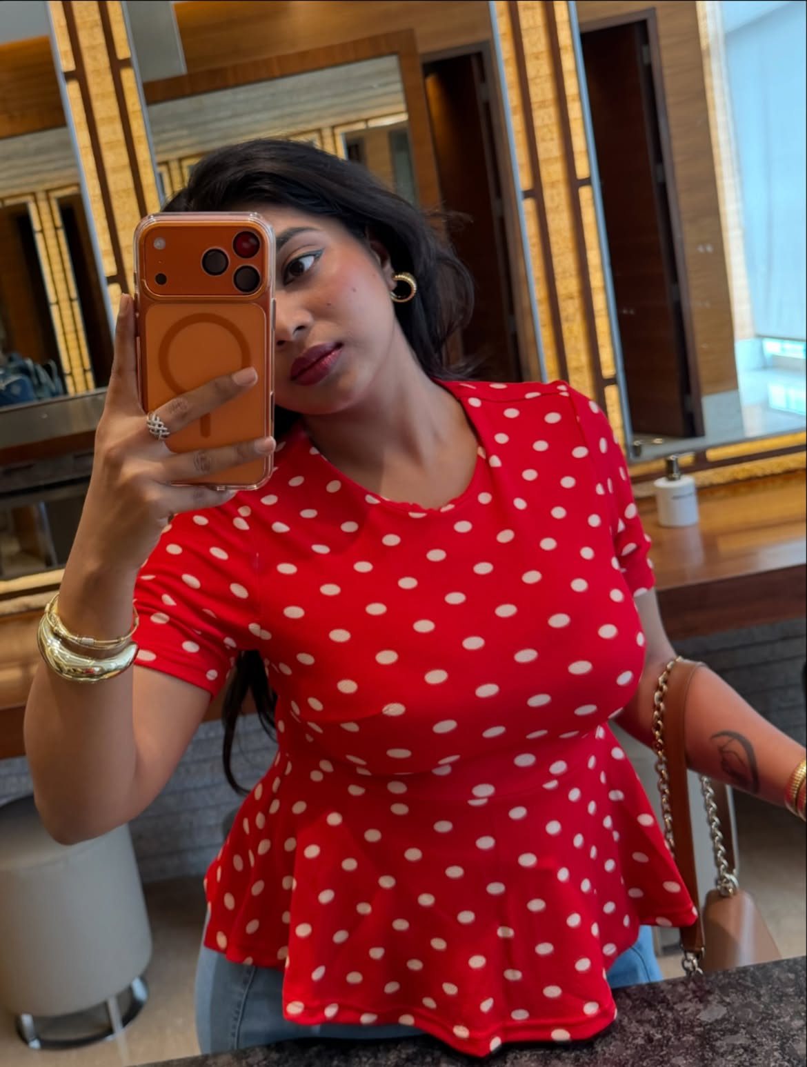 Bigg Boss Fame VJ Parvathy's Photos with Kayadu Lohar and Preity Mukundan Go Viral