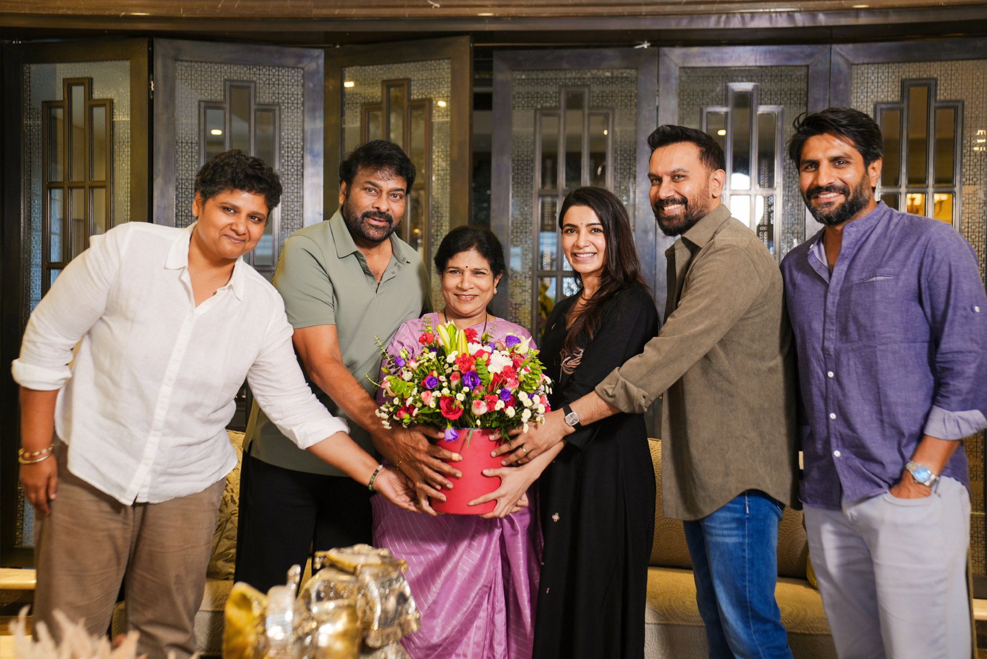 Maa Inti Bangaram movie team