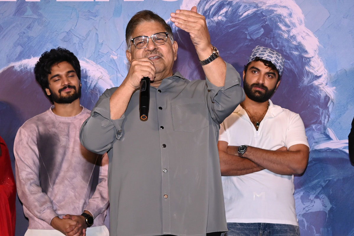 Veteran producer Allu Aravind delivers an inspiring speech at the Deewana trailer launch.