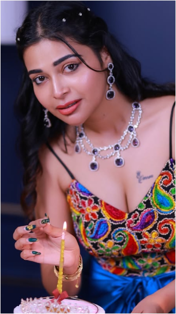 Dharsha Gupta