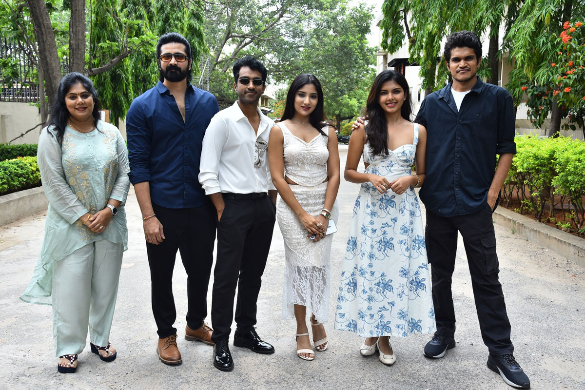 Happy Journey cast at teaser launch event