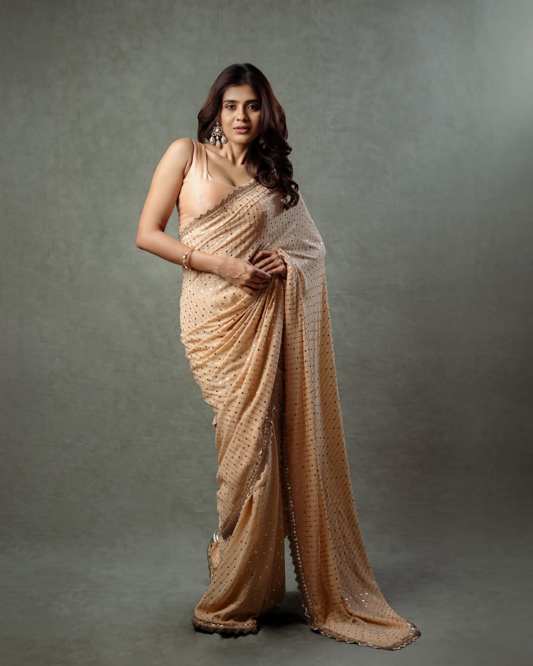 Hebah Patel graceful saree photoshoot portrait