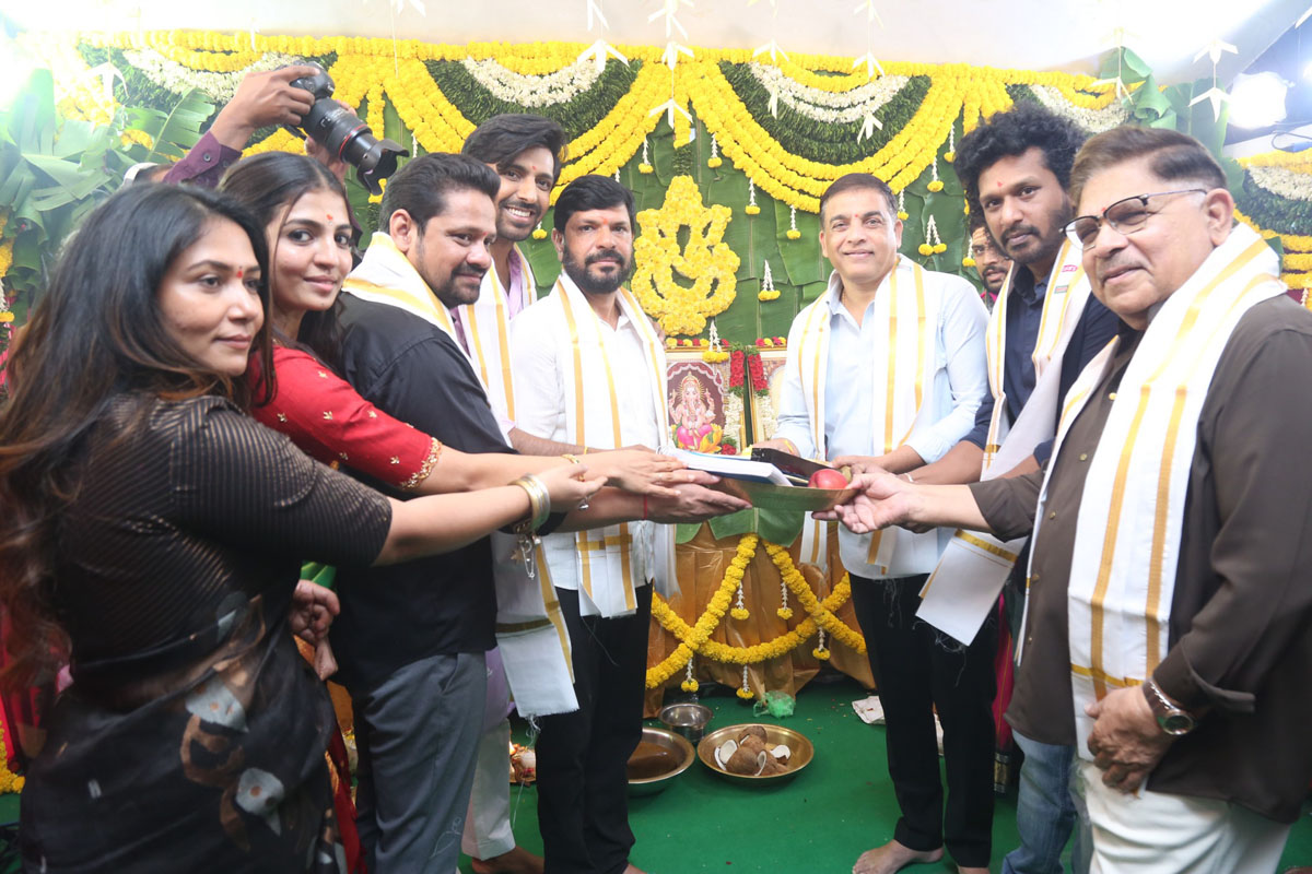 Idupu Kayitham team after pooja ceremony