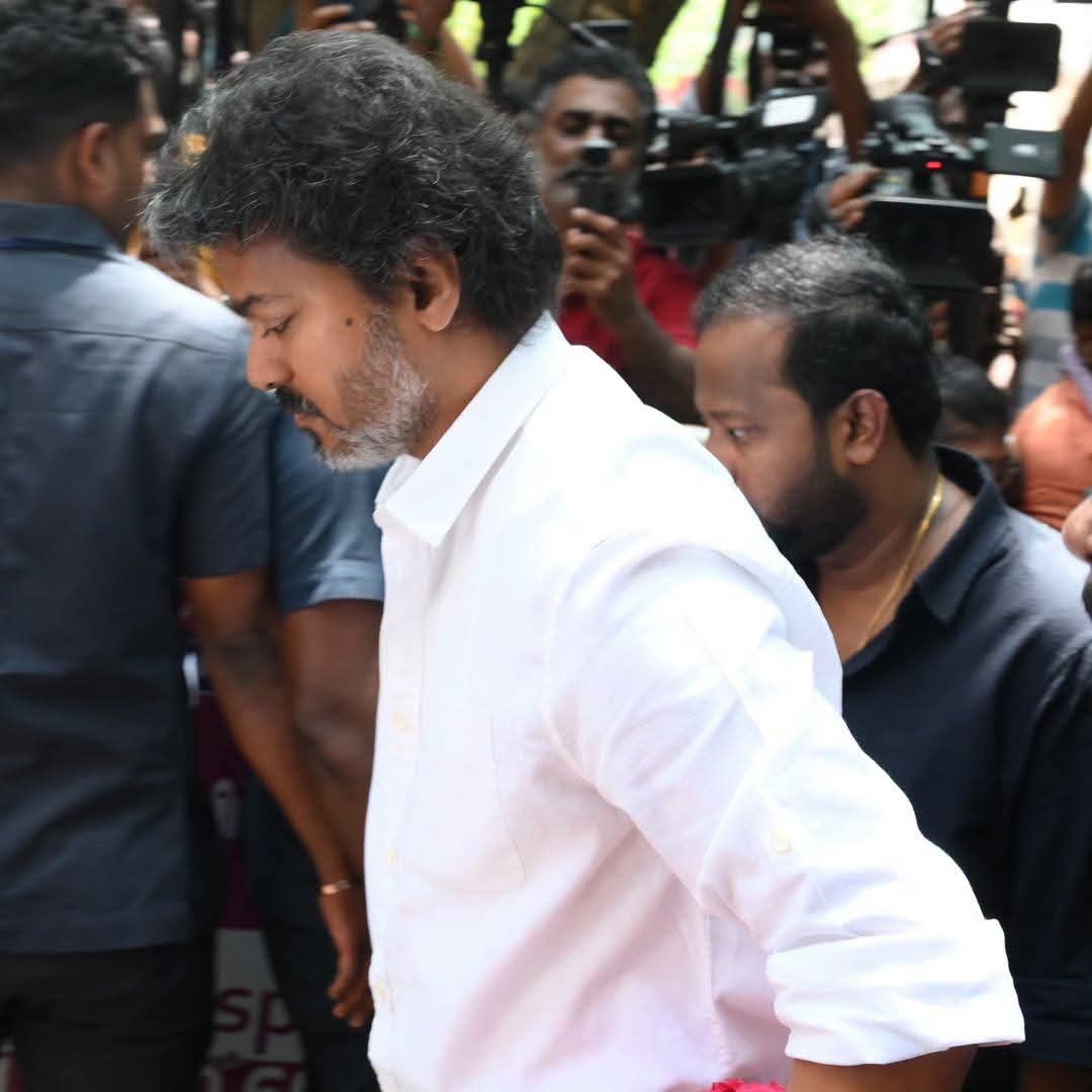 In Photos: Rajinikanth, Vijay, and Kollywood Celebs Pay Tribute to K Bhagyaraj