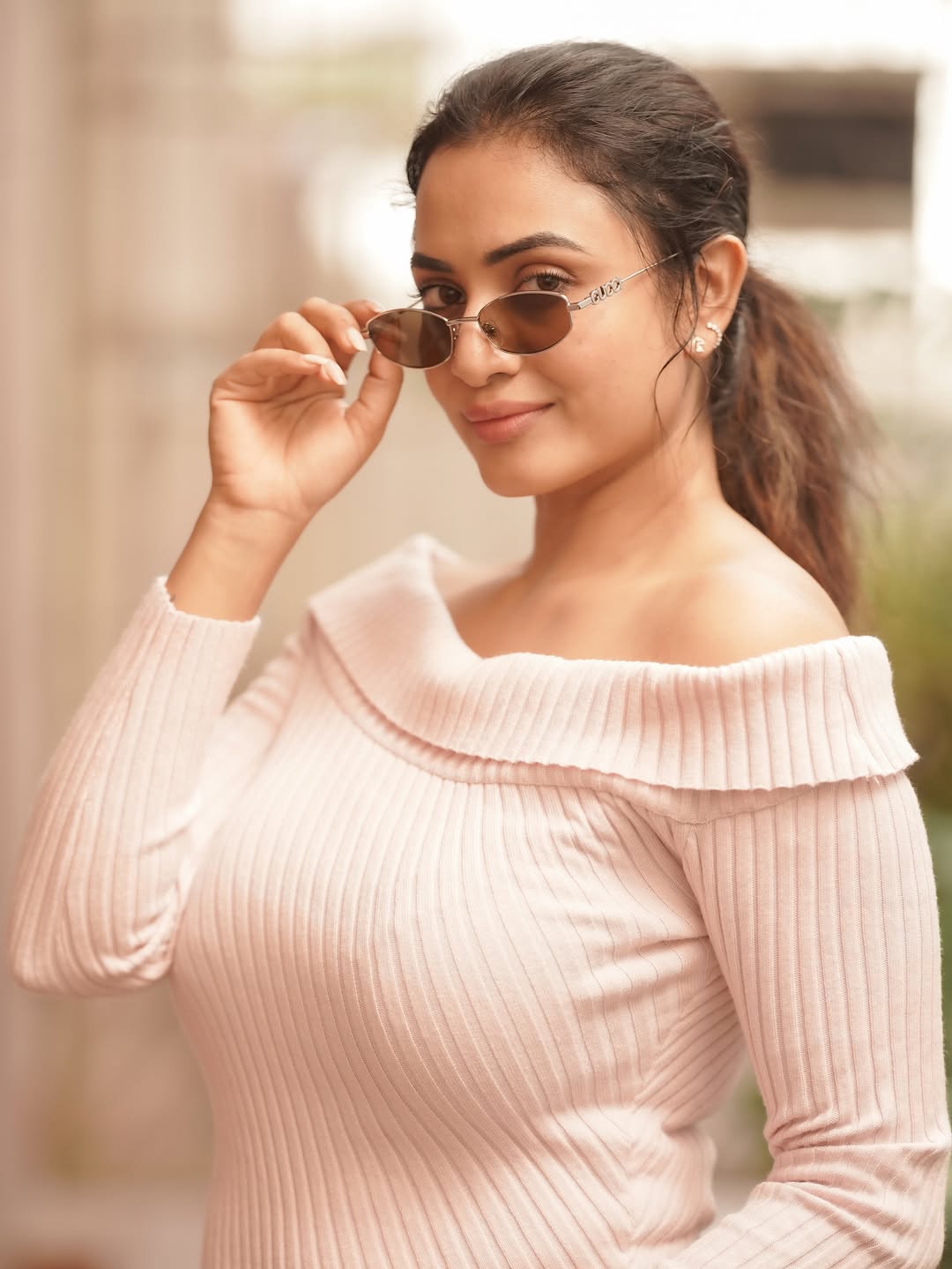 Janani Ashok Kumar photos