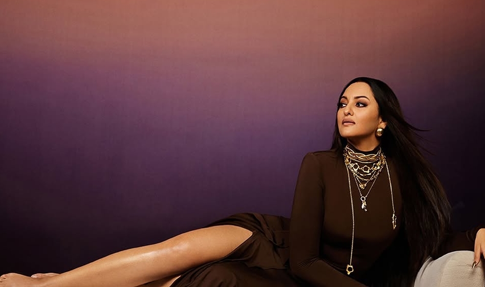 Jyothika and Sonakshi Sinha’s Latest Photos Take Social Media by Storm