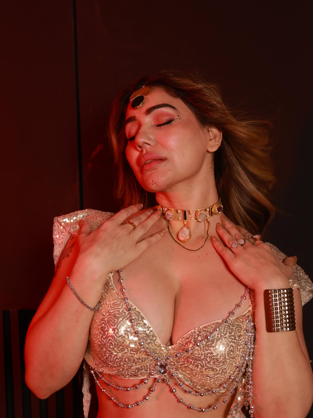 Fashion Impact: A Lesson in Modern Glamour