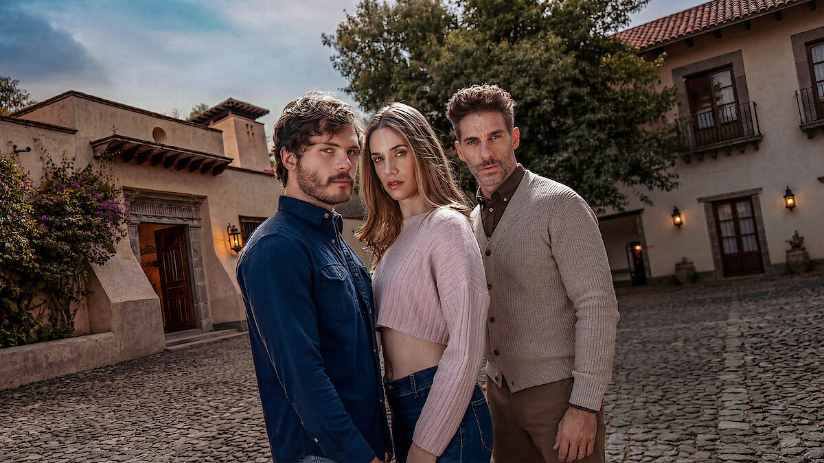 Between Father and Son – A Romantic Thriller Filled With Family Secrets