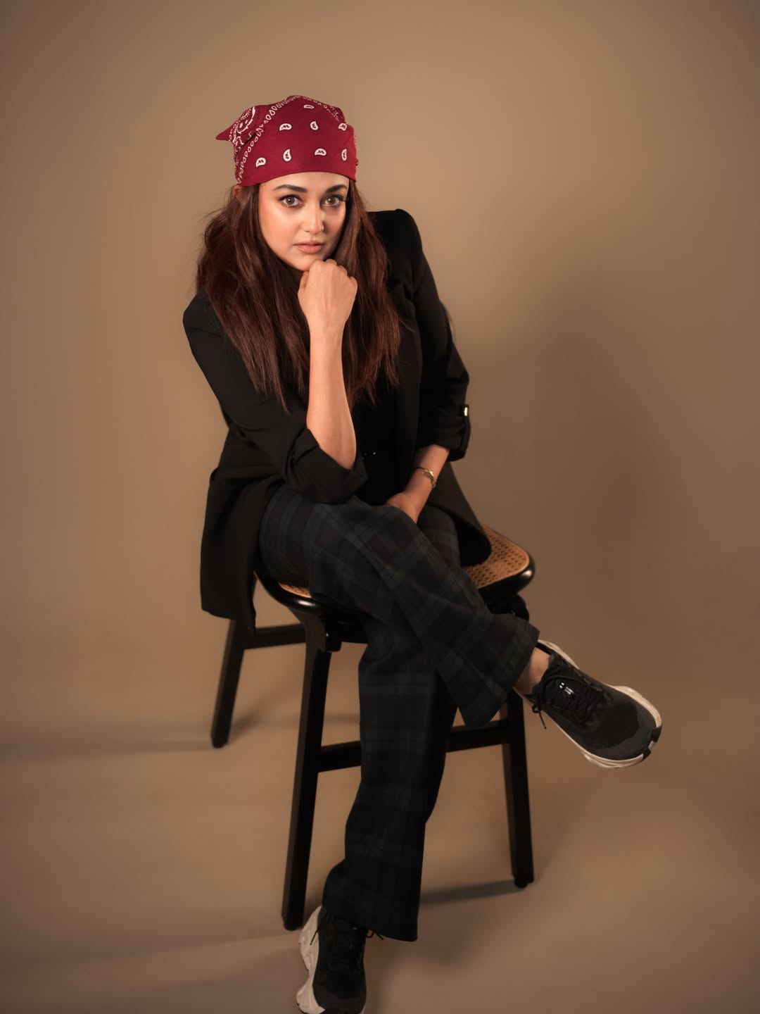 Monali Thakur bold blazer style pose
