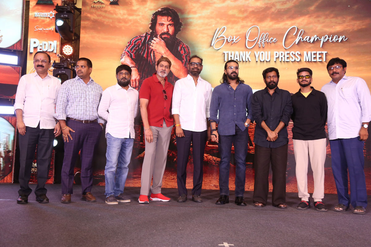 Peddi team group photo at press meet